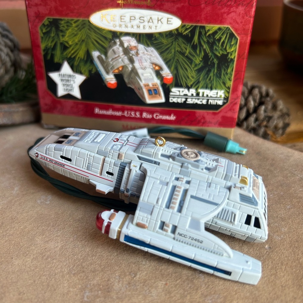 Hallmark Star Trek Runabout Keepsake Ornament New in Box